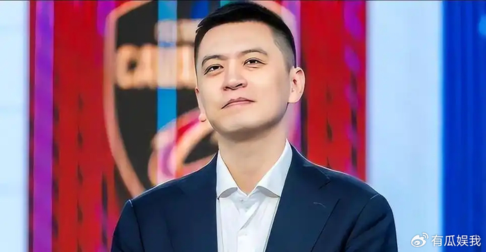 开云-重回辽宁指教？现身上海，杨鸣官宣，谁注意他手机观看内容|辽宁男篮|乌戈|新疆男篮|深圳男篮|山西男篮_新浪体育_新浪新闻